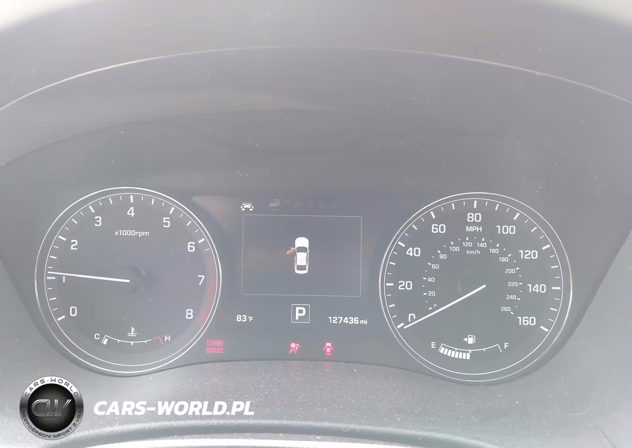 2017 Genesis G80 3.8 VIN:KMHGN4JE2HU176422 - 7