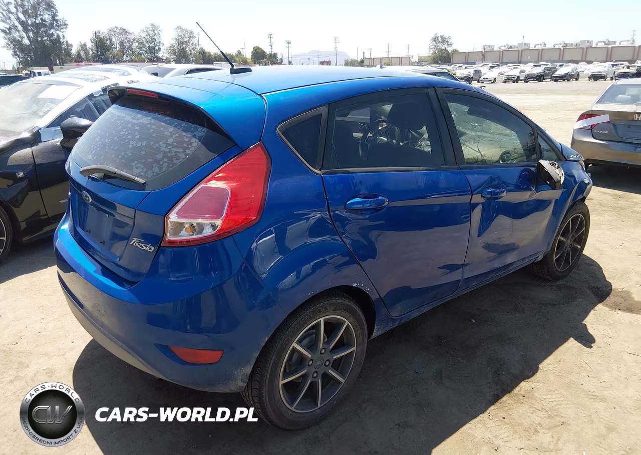 2018 Ford Fiesta Se VIN:3FADP4EJ9JM104674 - 4
