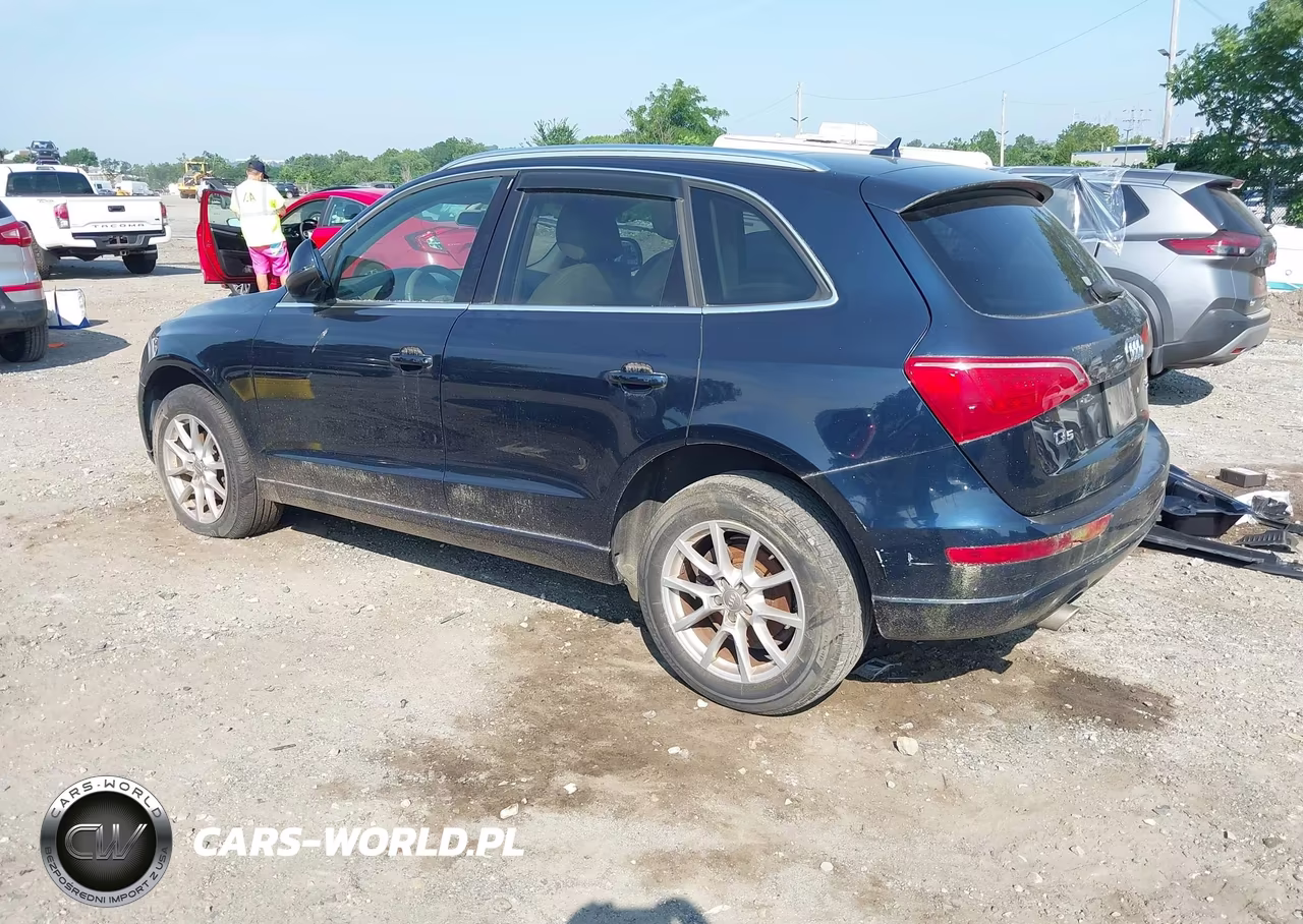 2010 Audi Q5 3.2 Premium VIN:WA1CKAFP3AA031377 - 3
