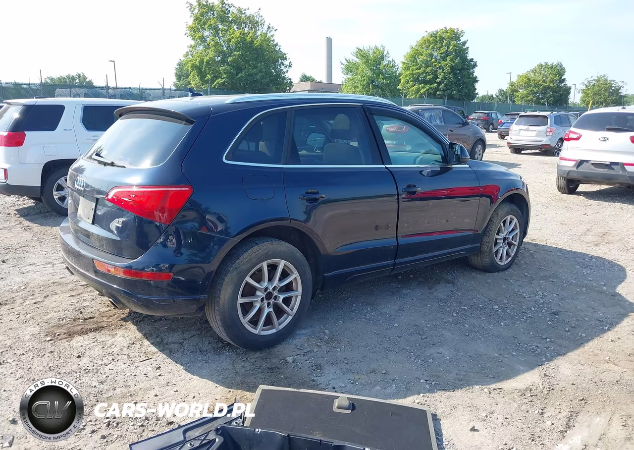 2010 Audi Q5 3.2 Premium VIN:WA1CKAFP3AA031377 - 4