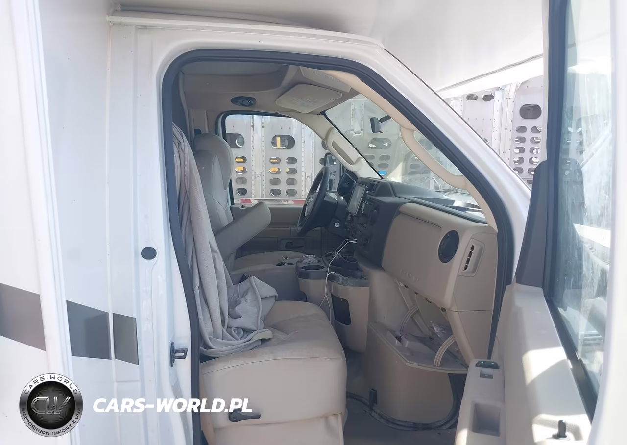 2023 Ford E-450 Cutaway VIN:1FDXE4FNXPDD15820 - 5