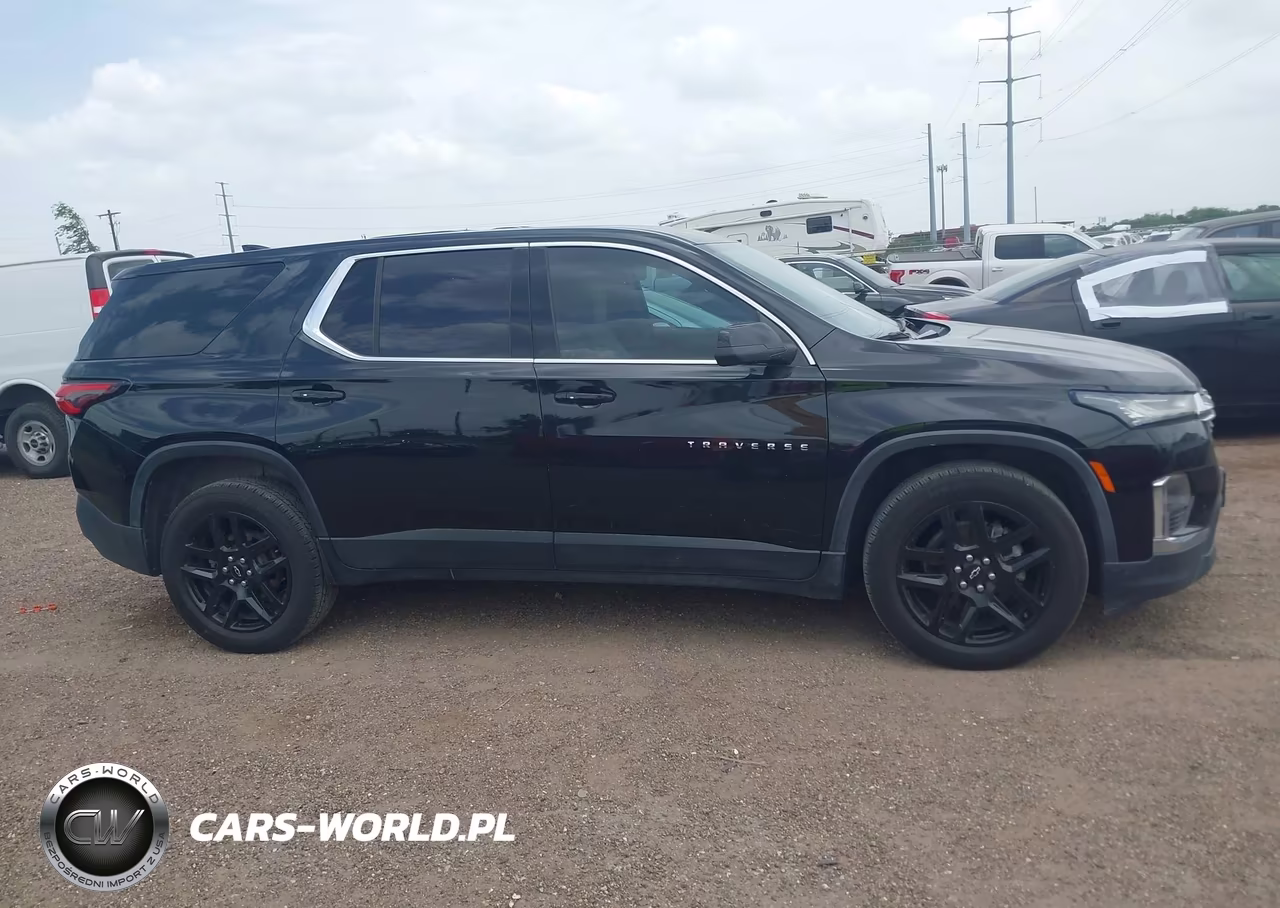 2022 Chevrolet Traverse Fwd Ls VIN:1GNERFKW6NJ136996 - 13