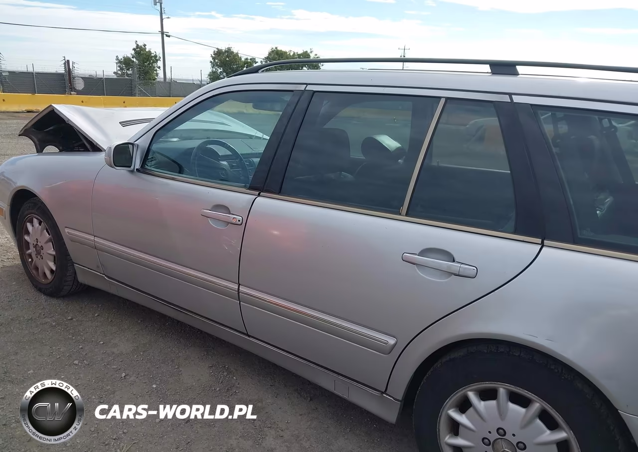 2000 Mercedes-Benz E 320 VIN:WDBJH65J9YB056292 - 17