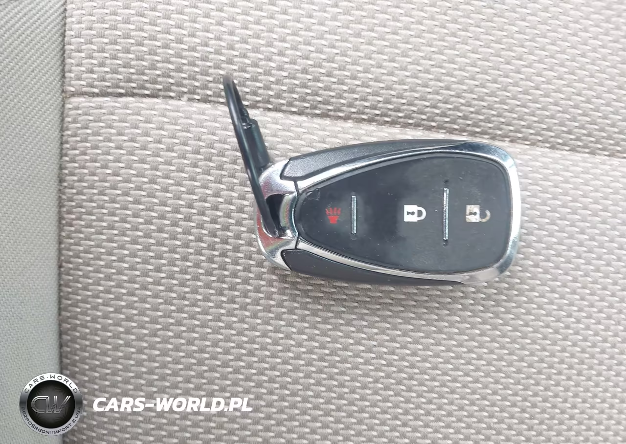 2022 Chevrolet Traverse Fwd Ls VIN:1GNERFKW6NJ139218 - 11