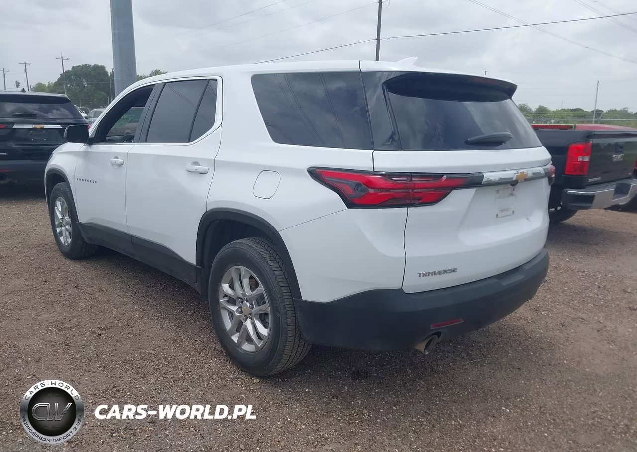 2022 Chevrolet Traverse Fwd Ls VIN:1GNERFKW6NJ139218 - 3