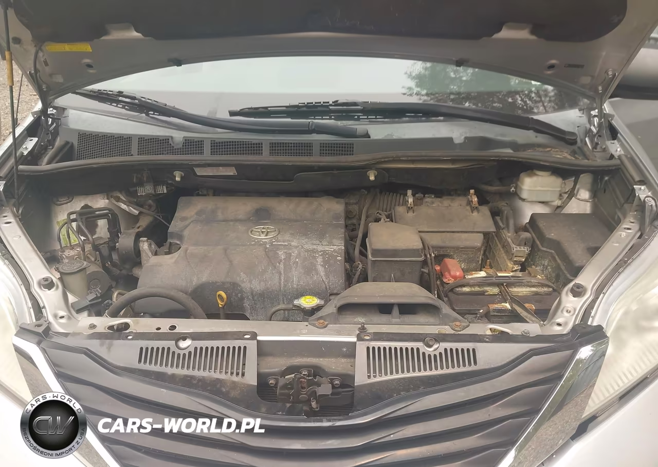 2012 Toyota Sienna Le V6 8 Passenger VIN:5TDKK3DC2CS250608 - 10