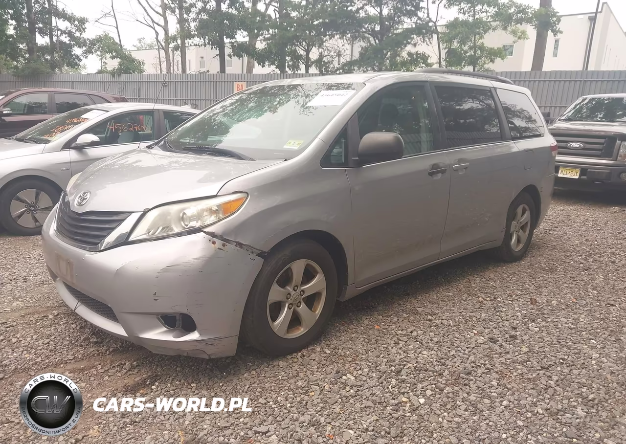 2012 Toyota Sienna Le V6 8 Passenger VIN:5TDKK3DC2CS250608 - 2
