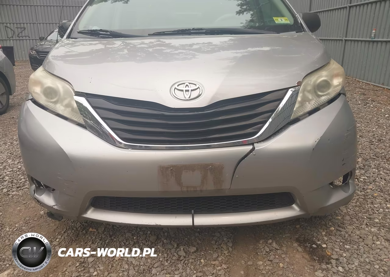 2012 Toyota Sienna Le V6 8 Passenger VIN:5TDKK3DC2CS250608 - 6
