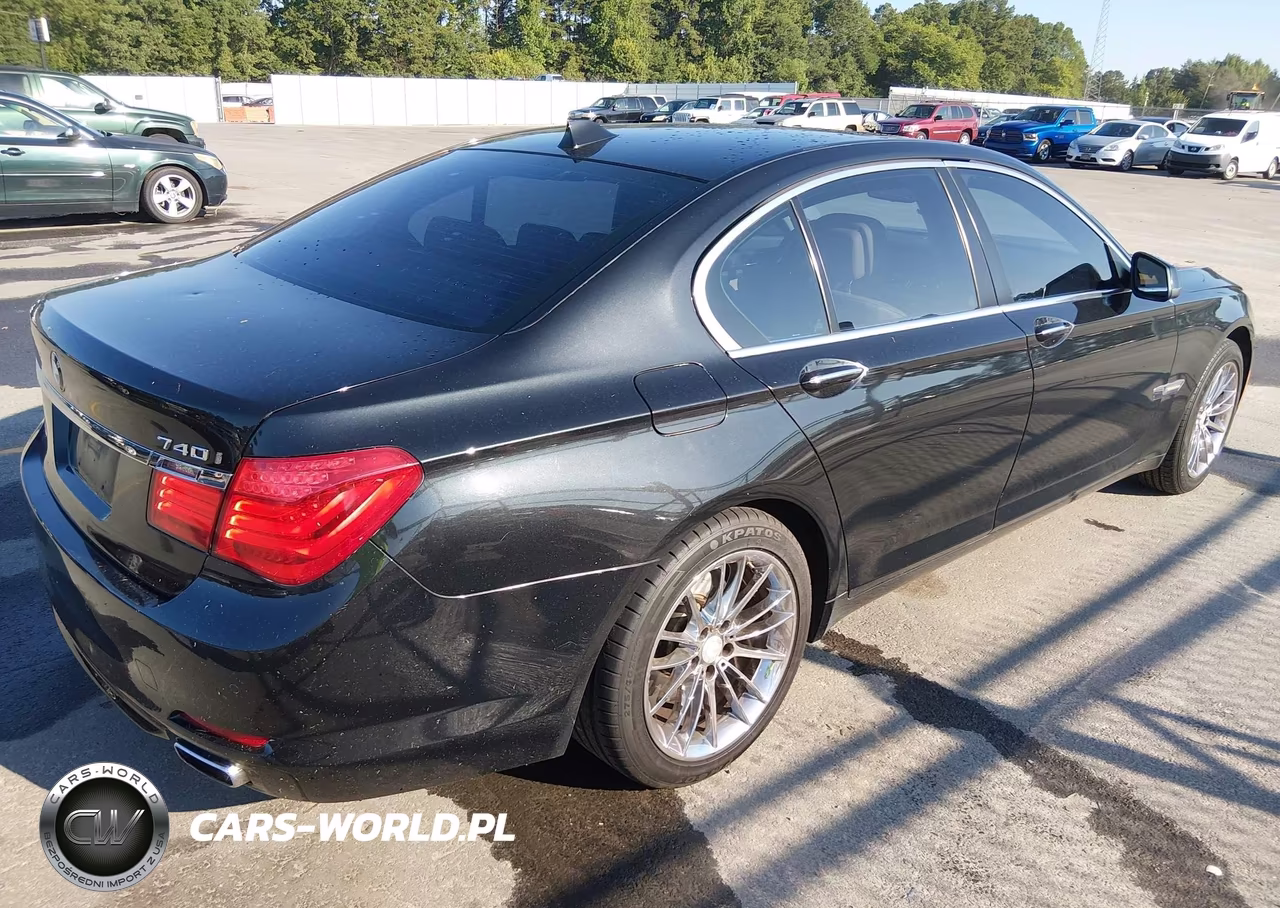 2012 BMW 740I VIN:WBAKA4C59CC613660 - 4
