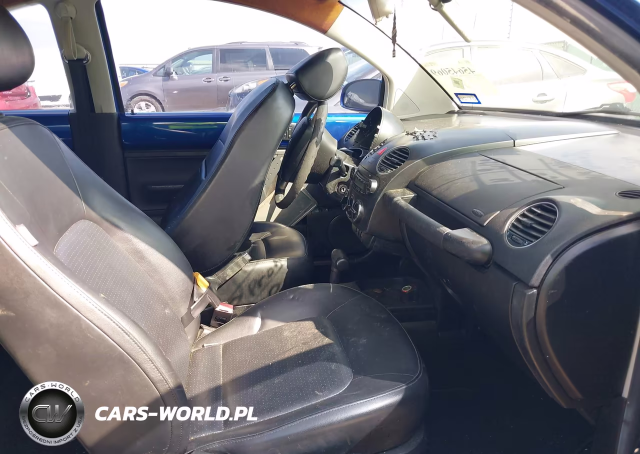 2008 Volkswagen New Beetle S VIN:3VWPW31C78M513906 - 5