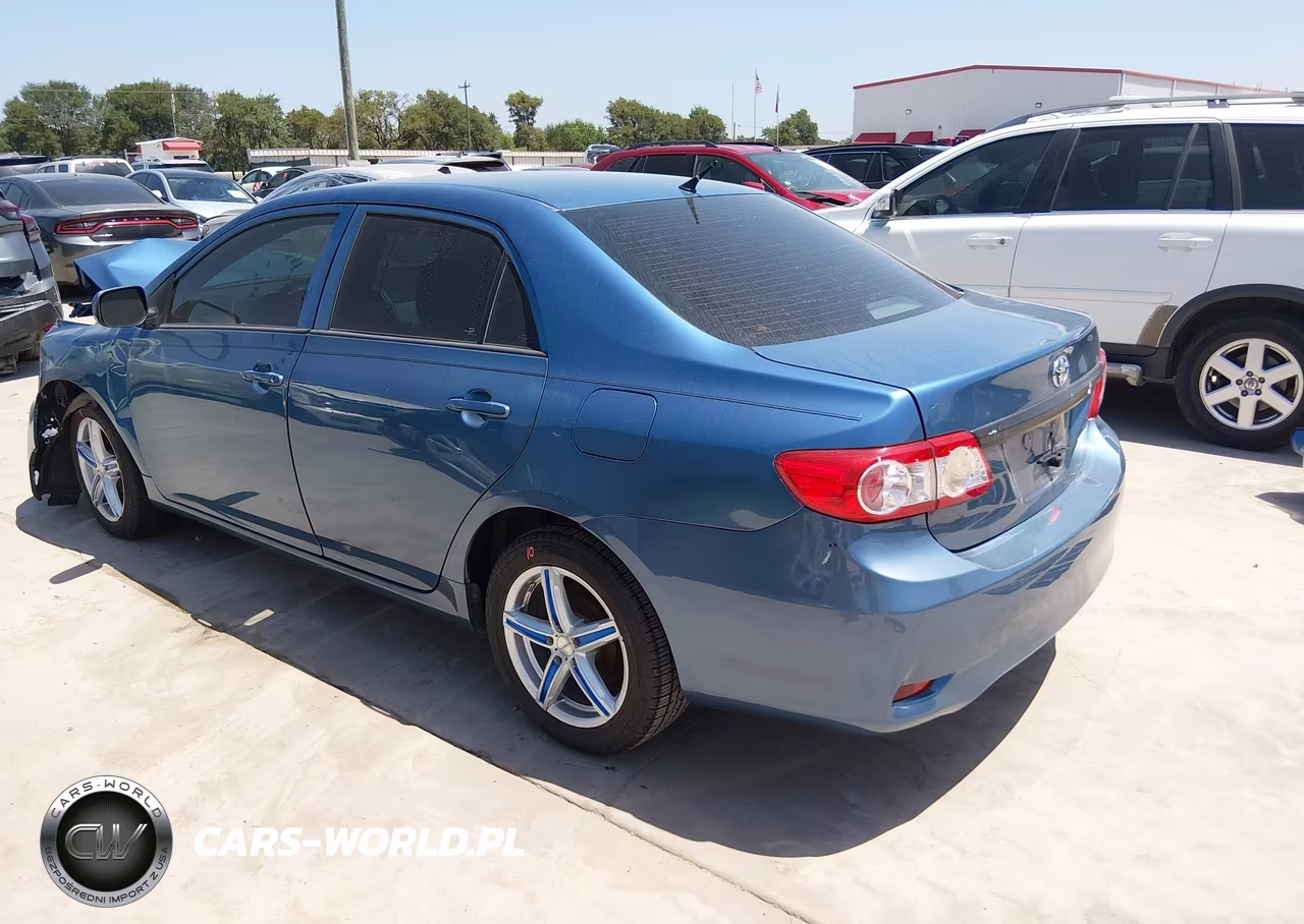 2013 Toyota Corolla L VIN:5YFBU4EE4DP105936 - 3