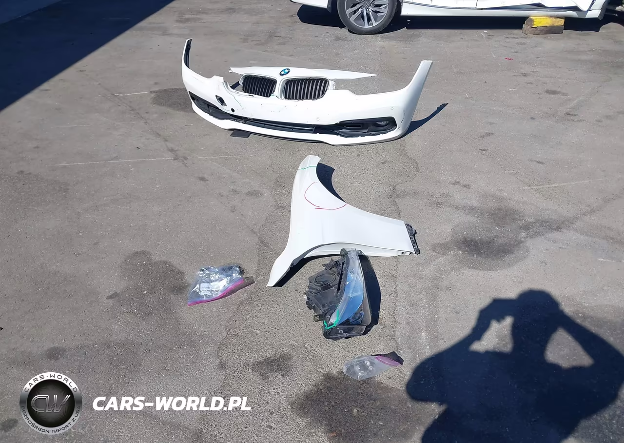 2017 BMW 320I VIN:WBA8E1G36HNU18603 - 11