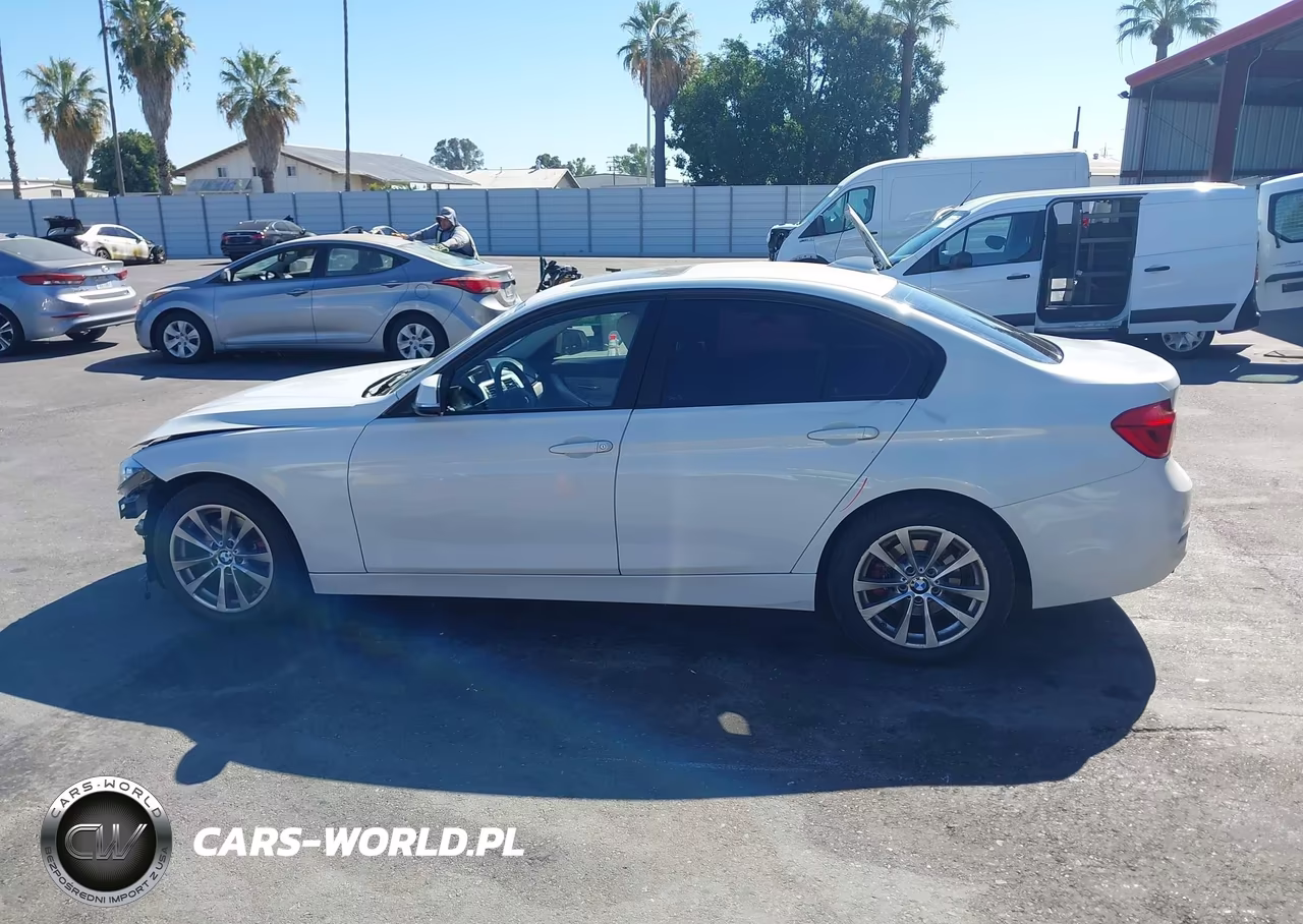 2017 BMW 320I VIN:WBA8E1G36HNU18603 - 14
