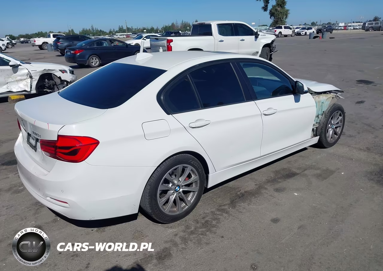 2017 BMW 320I VIN:WBA8E1G36HNU18603 - 4