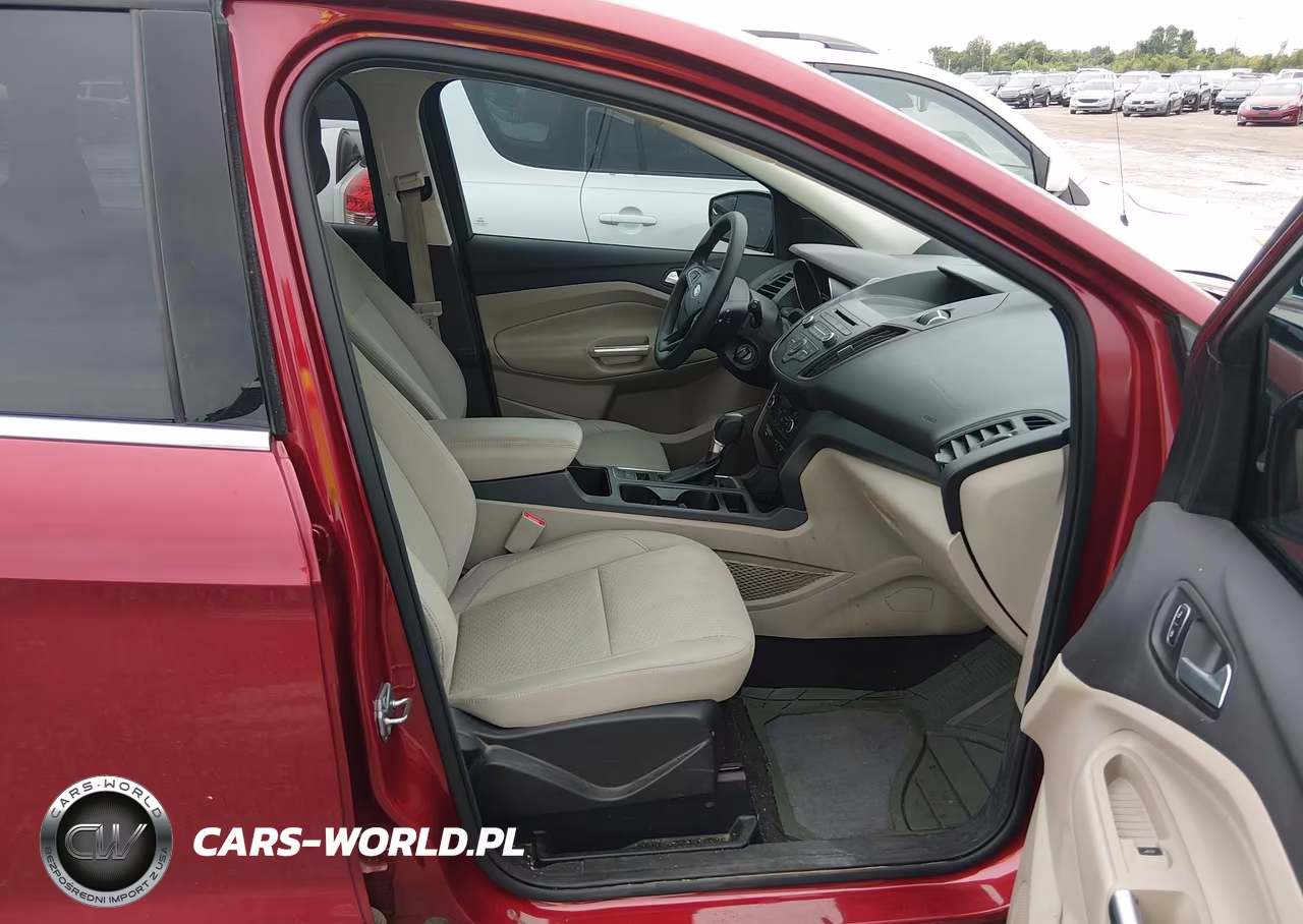 2017 Ford Escape Se VIN:1FMCU0GD7HUF07360 - 5