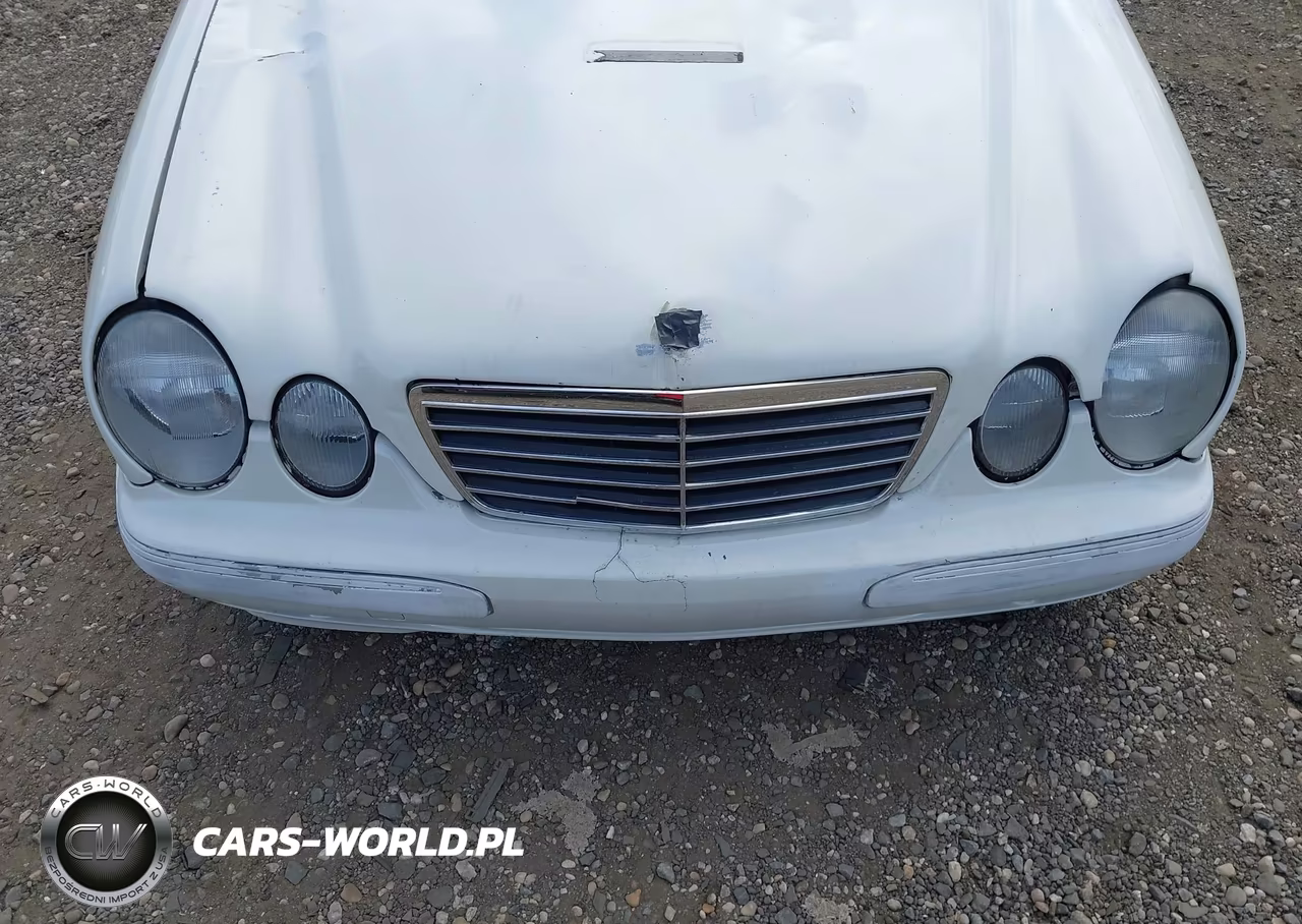 2000 Mercedes-Benz E 320 VIN:WDBJF65J1YB161947 - 10