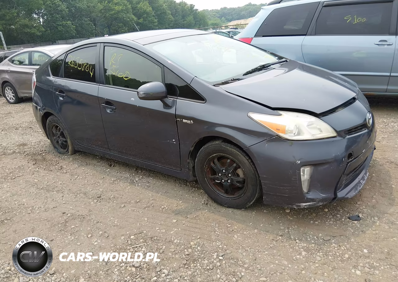 2015 Toyota Prius Three – zdjęcie 1 z 16