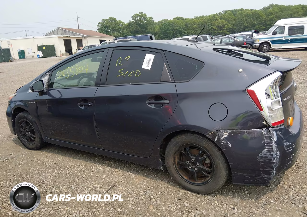 2015 Toyota Prius Three VIN:JTDKN3DU7F0395294 - 13