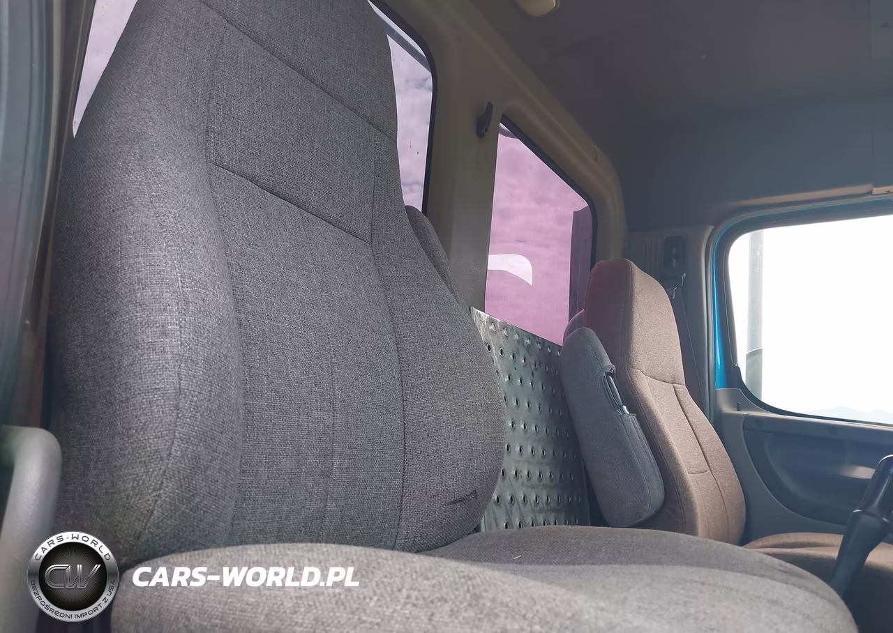 2014 Freightliner Cascadia 113 VIN:1FUJGBDV2ELFU7211 - 6