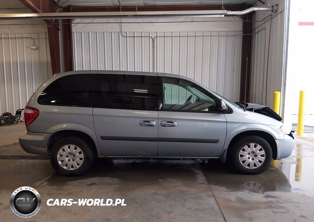 2006 Chrysler Town & Country VIN:1A4GP45R26B632515 - 14