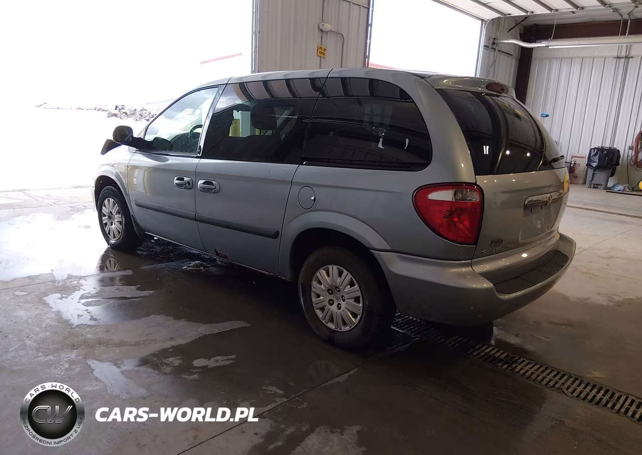 2006 Chrysler Town & Country VIN:1A4GP45R26B632515 - 3