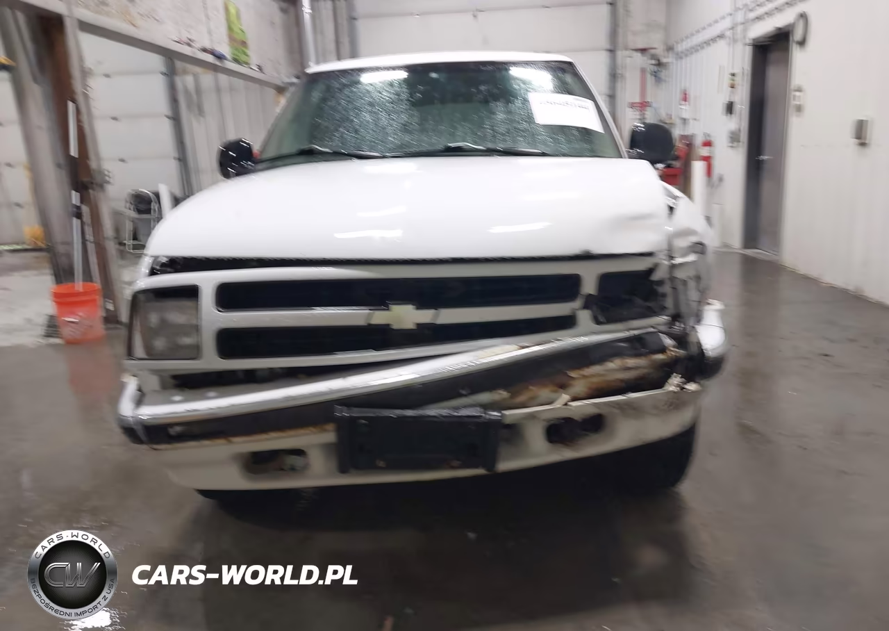1997 Chevrolet Blazer Lt VIN:1GNDT13W0V2256527 - 6