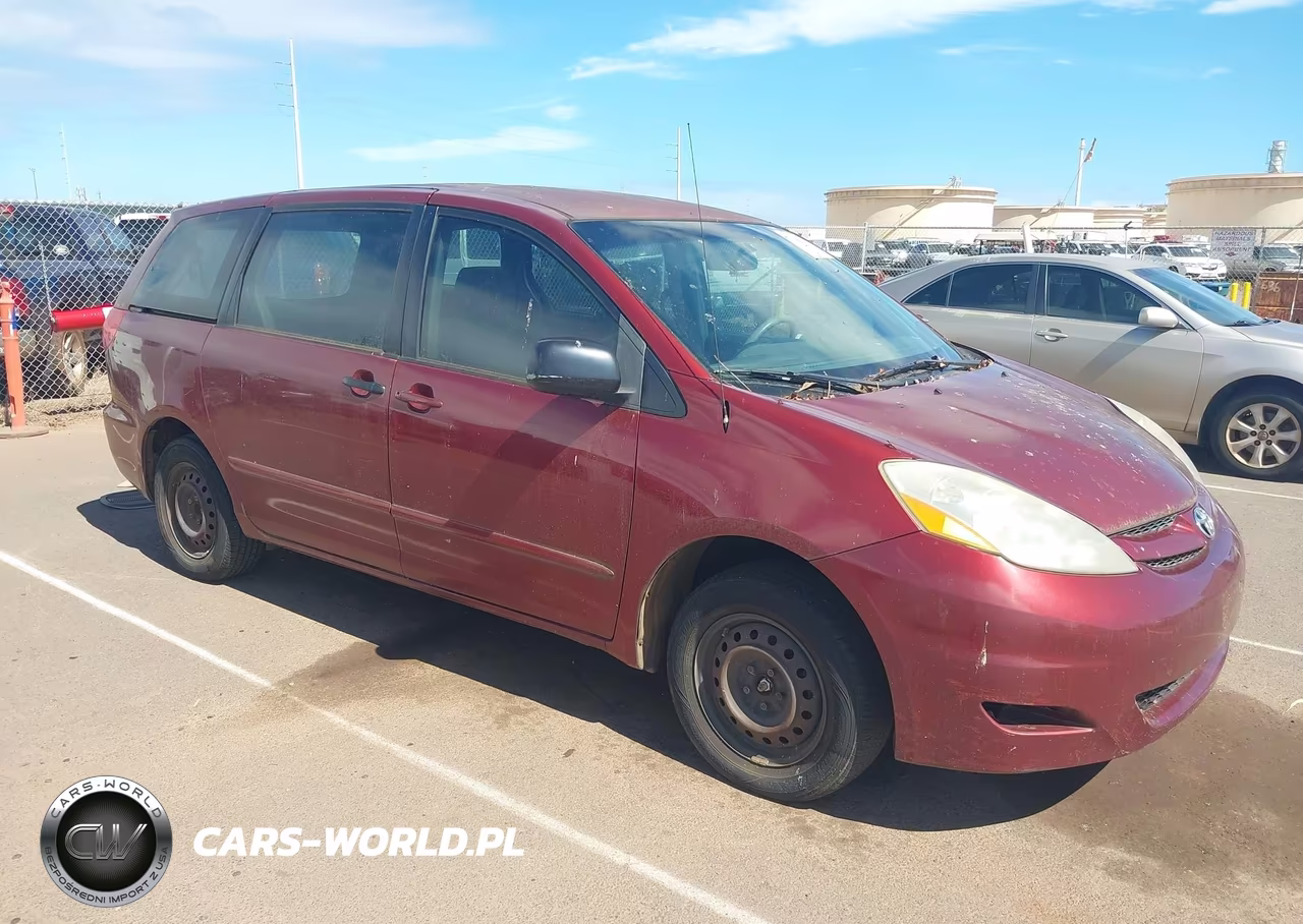 2007 Toyota Sienna Le – zdjęcie 1 z 12