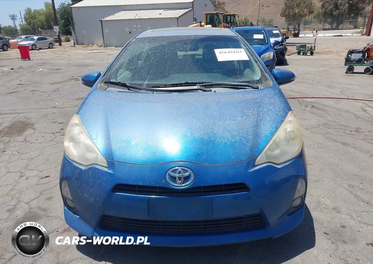 2013 Toyota Prius C Four VIN:JTDKDTB38D1044169 - 12