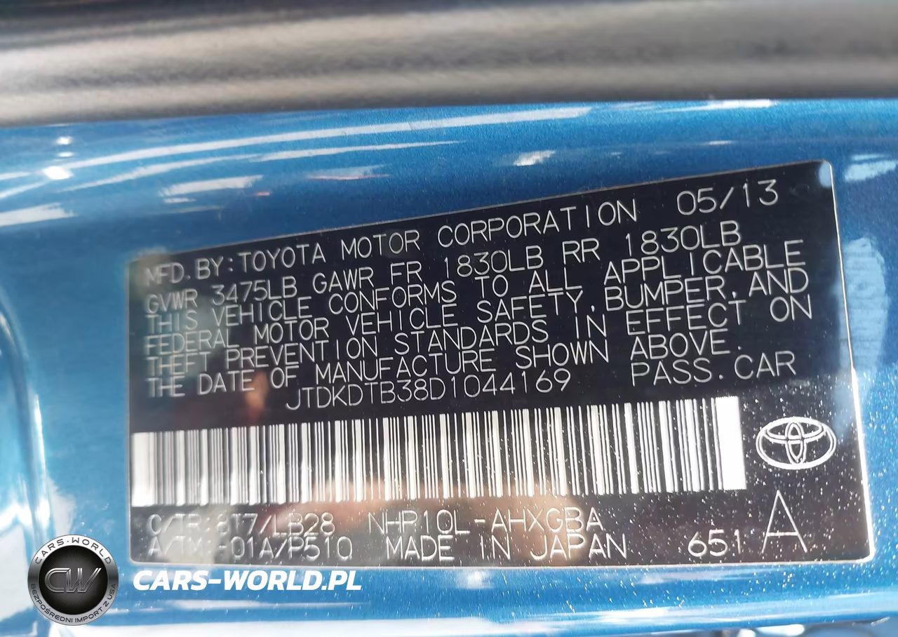 2013 Toyota Prius C Four VIN:JTDKDTB38D1044169 - 9