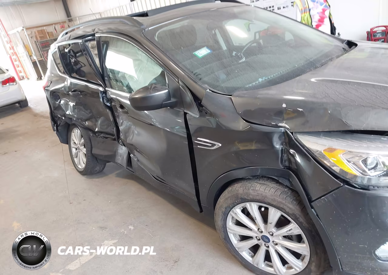 2019 Ford Escape Sel VIN:1FMCU0HD8KUC47637 - 6