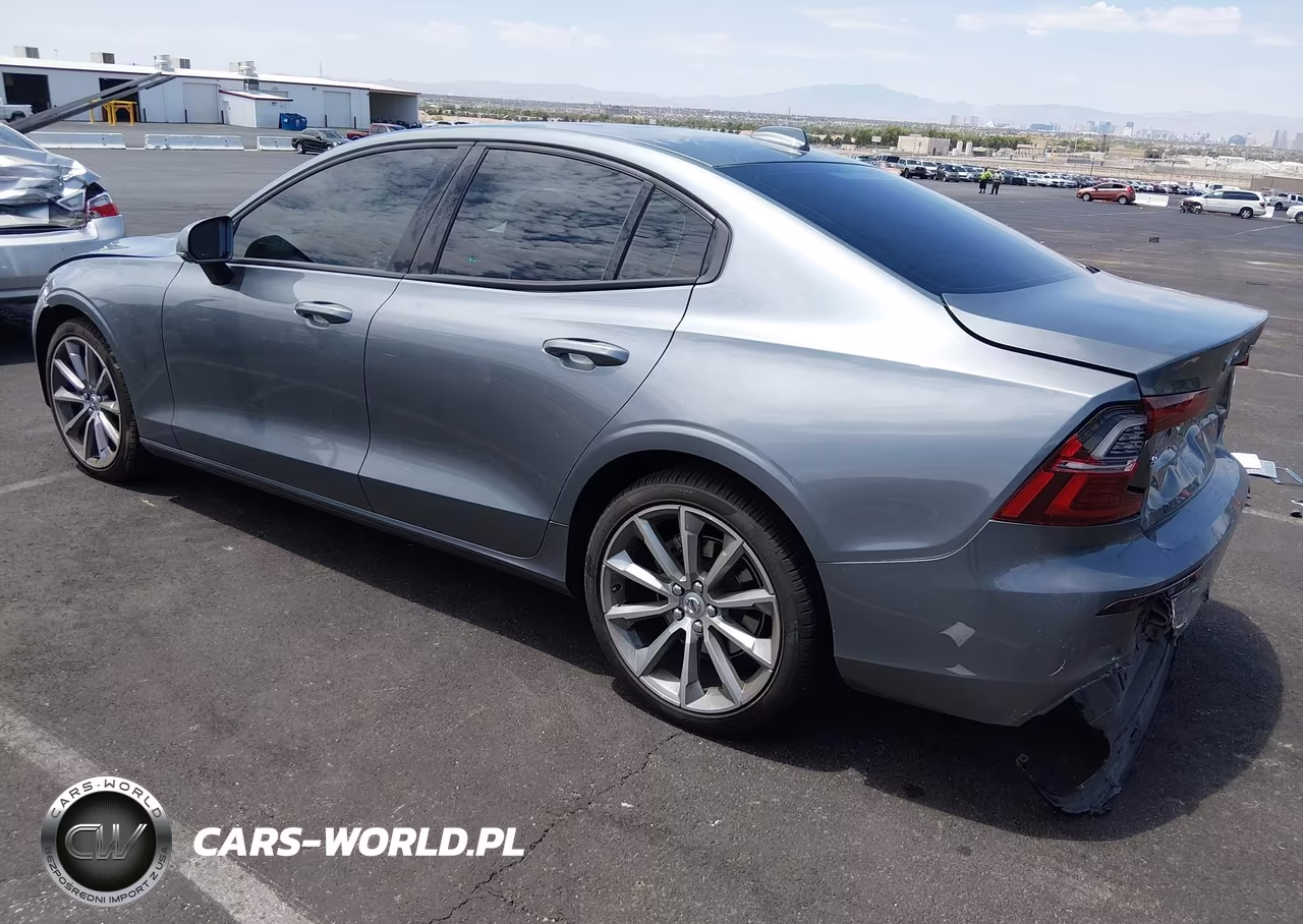 2021 Volvo S60 T5 Momentum VIN:7JR102FK9MG095858 - 3
