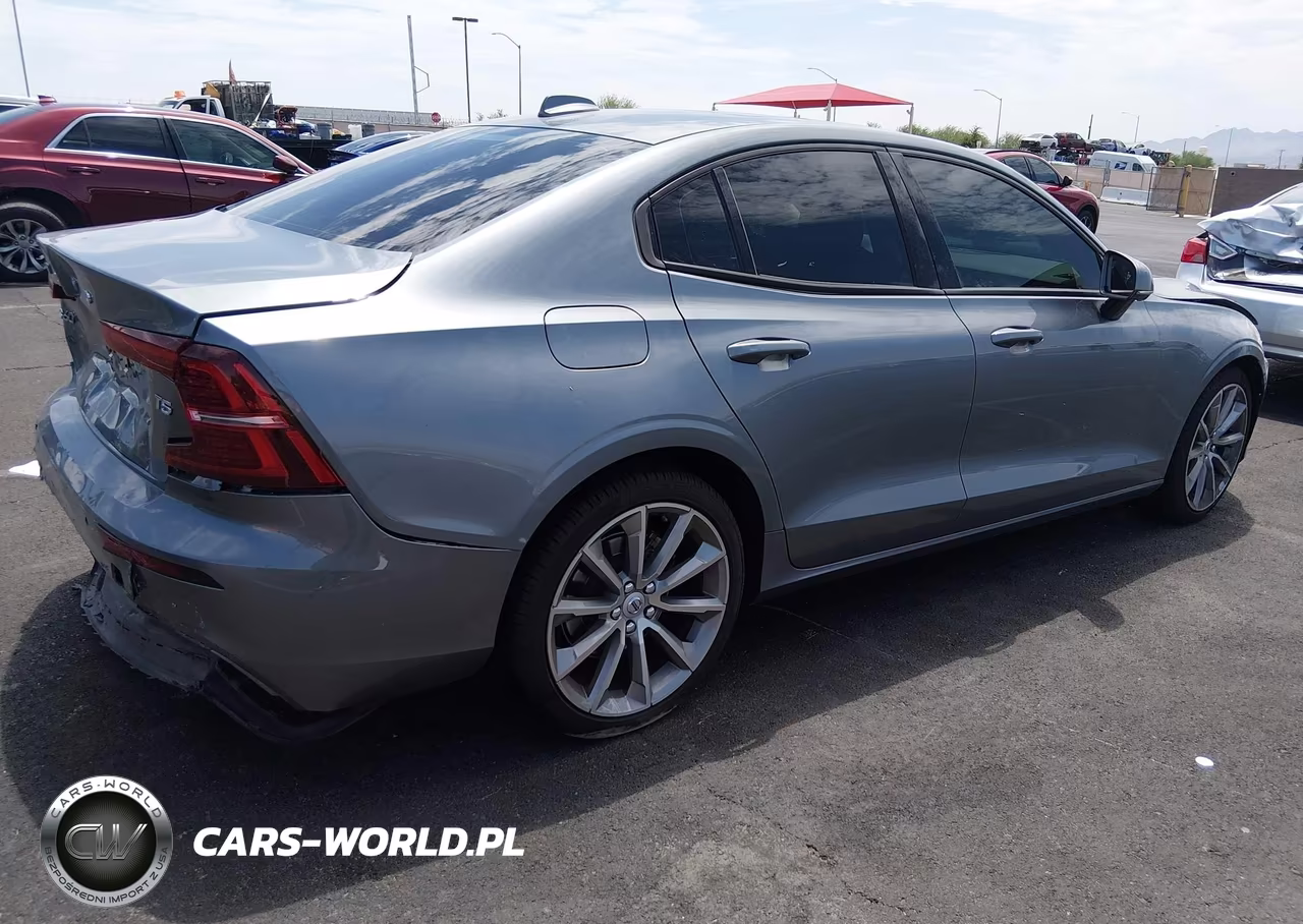2021 Volvo S60 T5 Momentum VIN:7JR102FK9MG095858 - 4