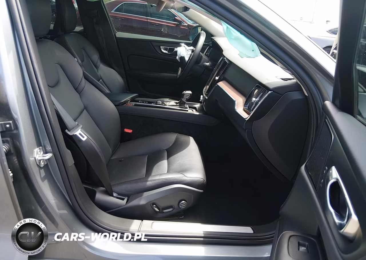 2021 Volvo S60 T5 Momentum VIN:7JR102FK9MG095858 - 5
