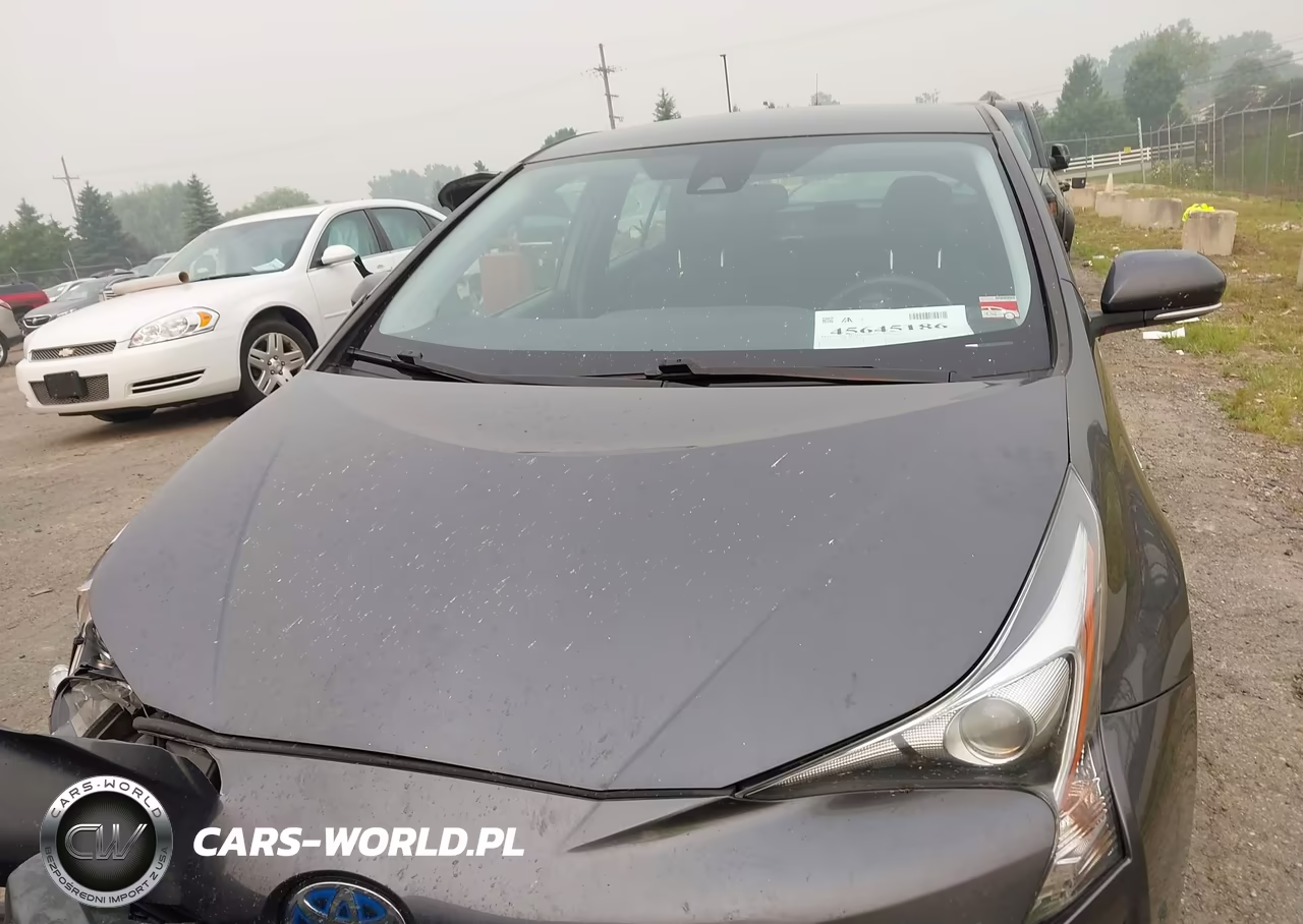 2017 Toyota Prius Two VIN:JTDKBRFUXH3031705 - 12