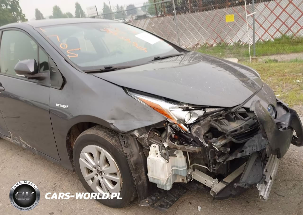 2017 Toyota Prius Two VIN:JTDKBRFUXH3031705 - 6