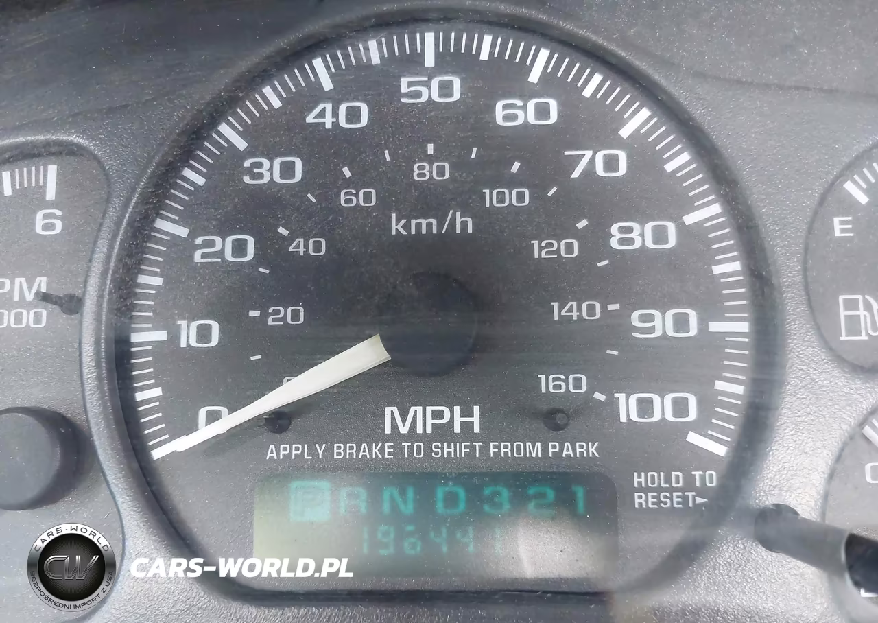 2002 Chevrolet Silverado 2500 VIN:1GBGC24U42Z333142 - 7