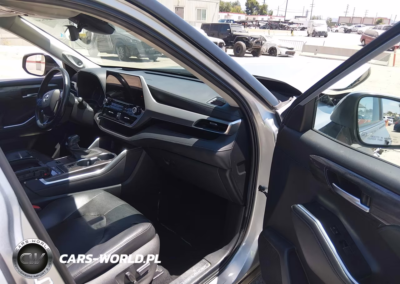 2020 Toyota Highlander Platinum VIN:5TDFZRAH8LS010270 - 5