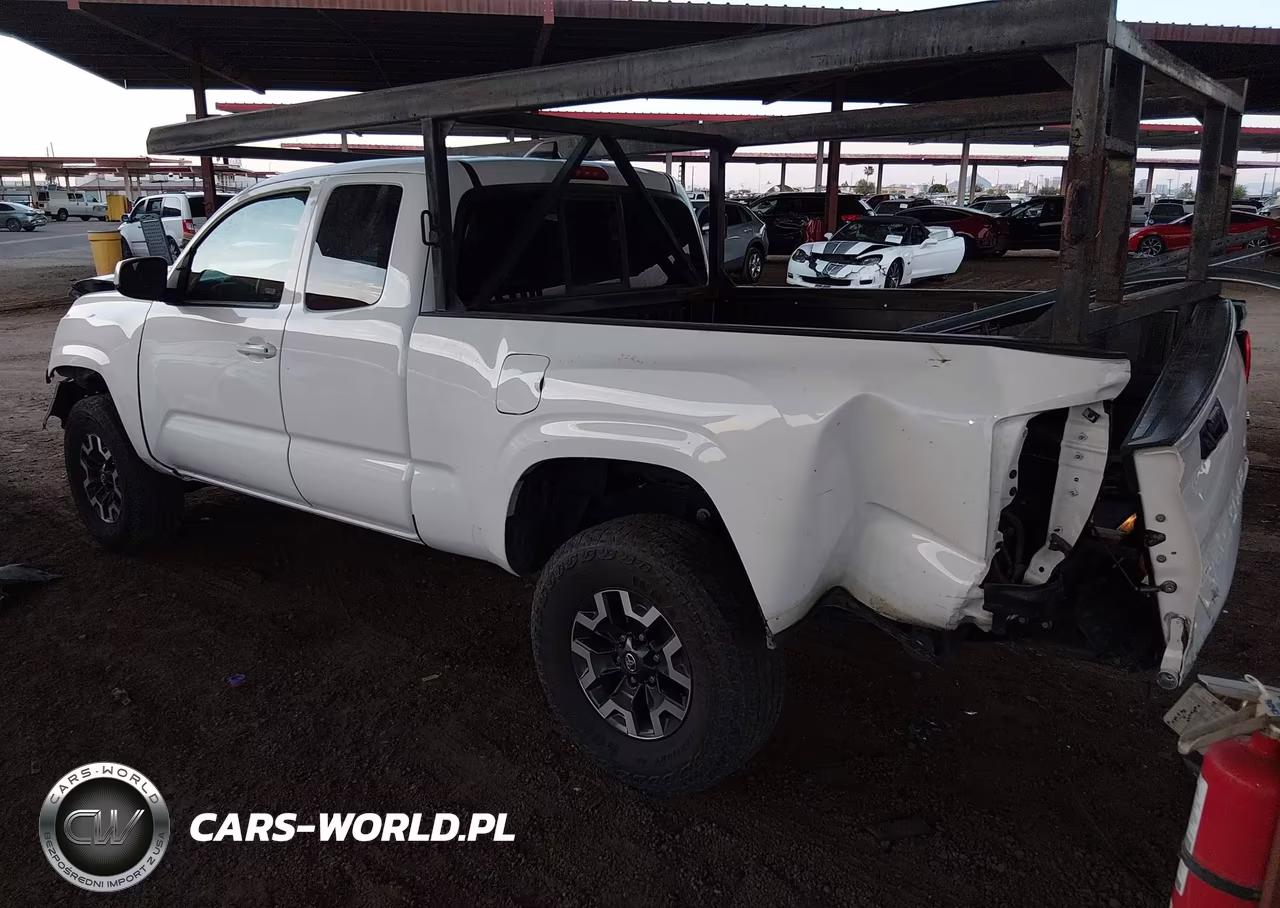 2023 Toyota Tacoma Sr V6 VIN:3TYRZ5CN4PT037291 - 3