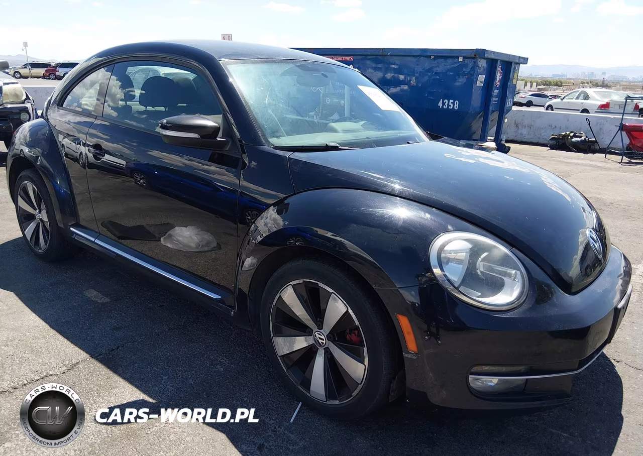 2012 Volkswagen Beetle 2.0T VIN:3VW4A7AT7CM657022 - 1