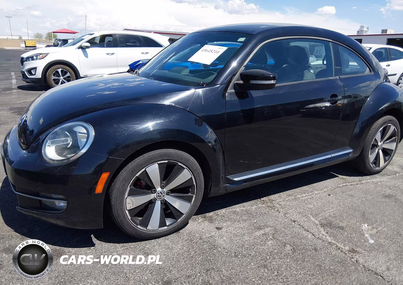 2012 Volkswagen Beetle 2.0T VIN:3VW4A7AT7CM657022 - 2