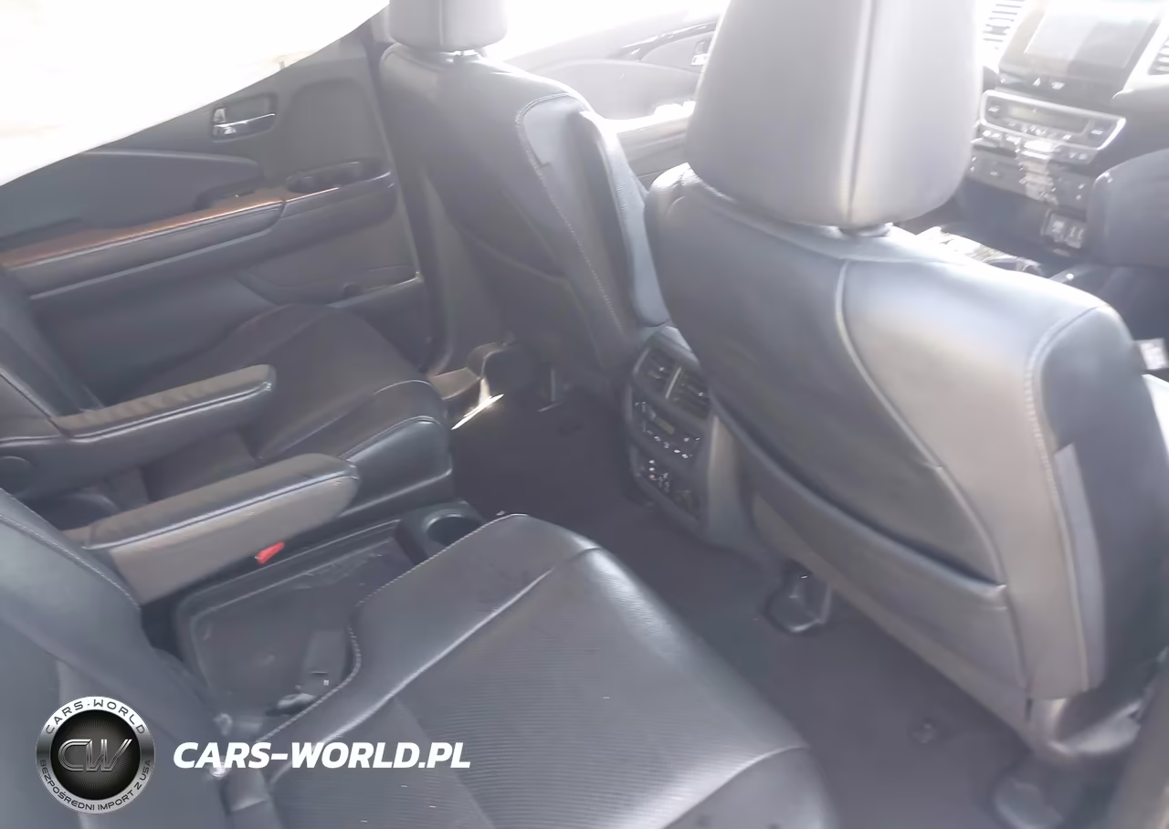 2016 Honda Pilot Elite VIN:5FNYF6H05GB075846 - 8