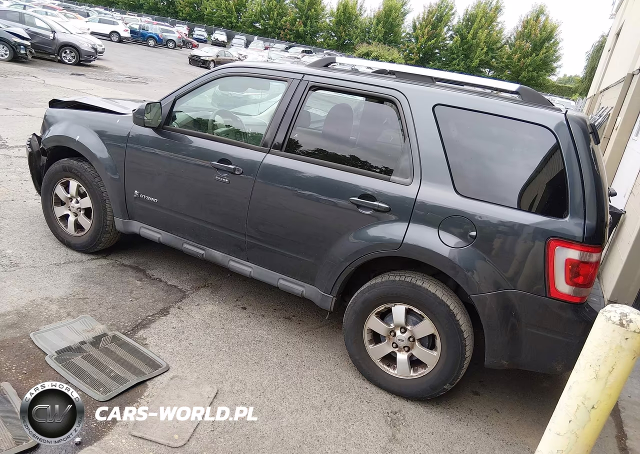 2010 Ford Escape Hybrid Limited VIN:1FMCU5K30AKB79681 - 3