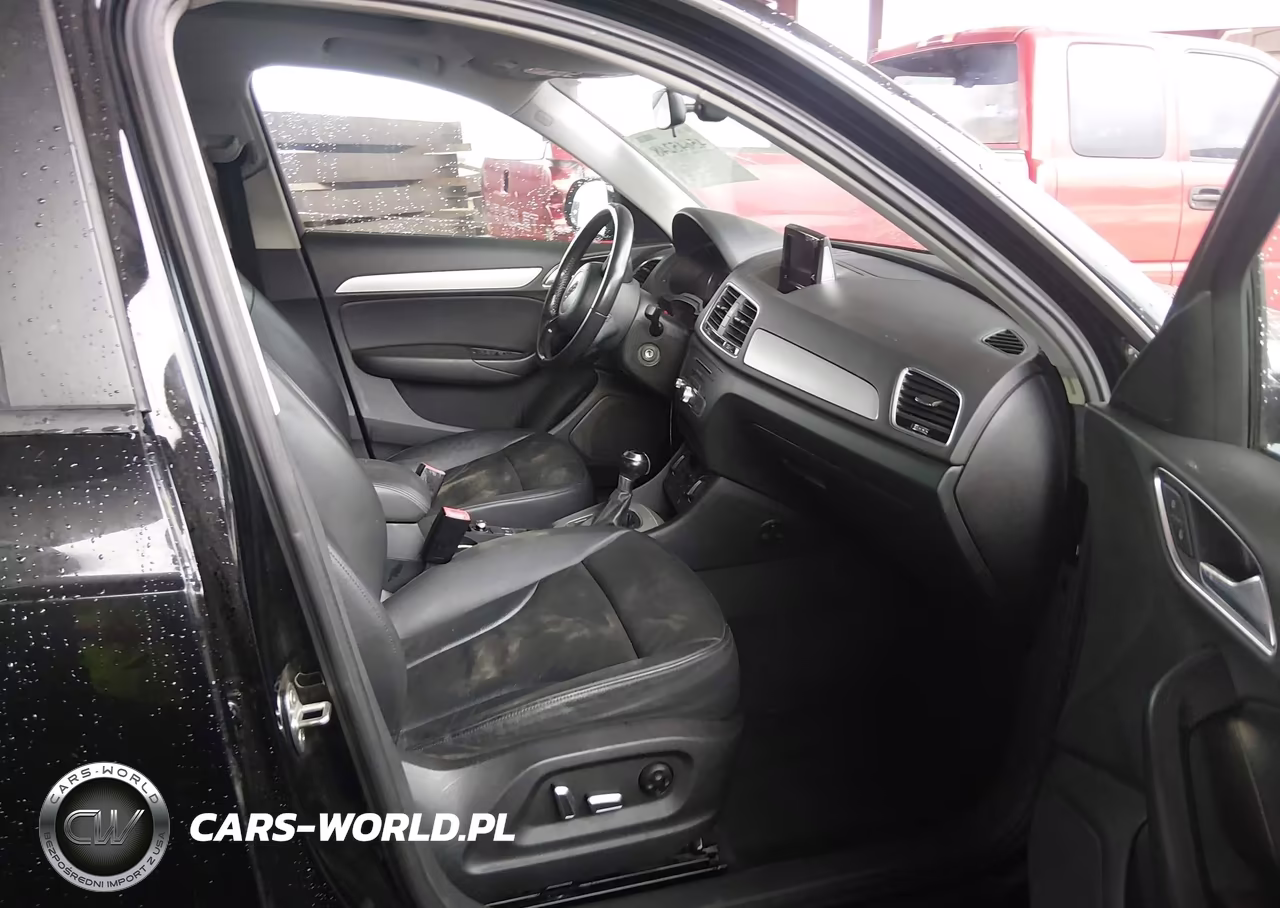 2017 Audi Q3 2.0T Premium VIN:WA1BCCFS1HR015702 - 5