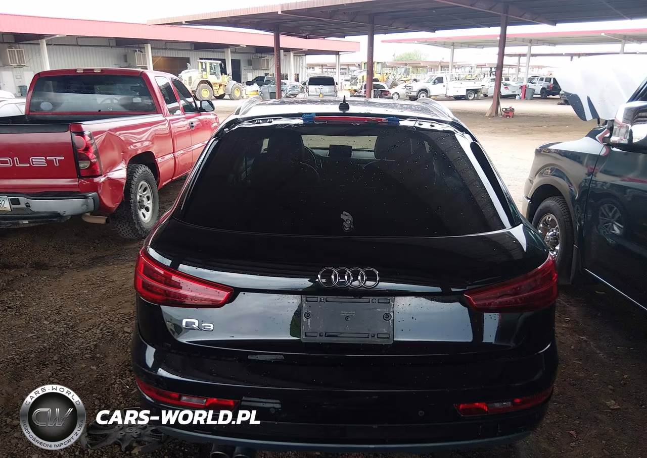 2017 Audi Q3 2.0T Premium VIN:WA1BCCFS1HR015702 - 6
