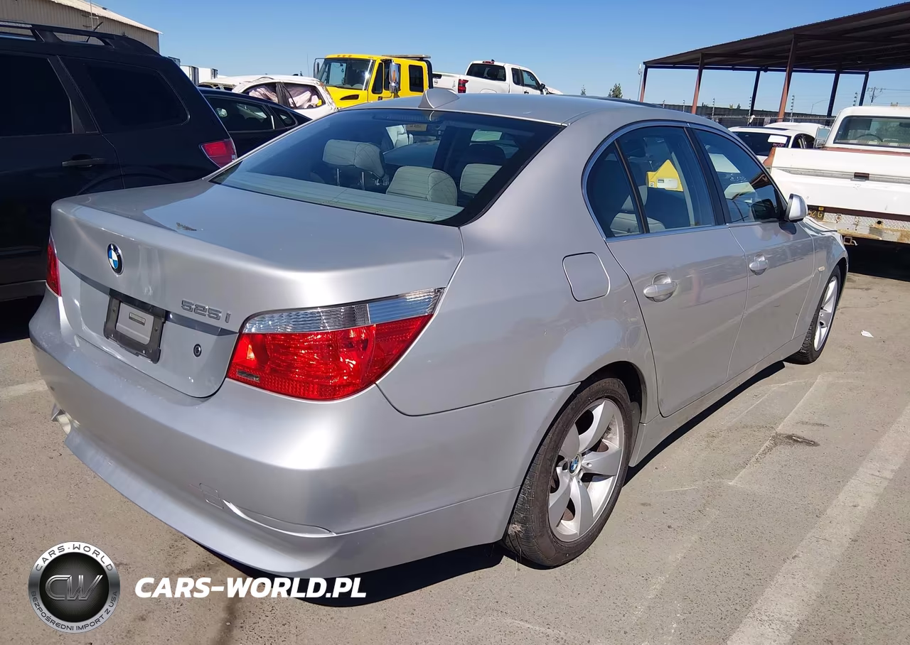 2006 BMW 525I VIN:WBANE53586CK80752 - 4