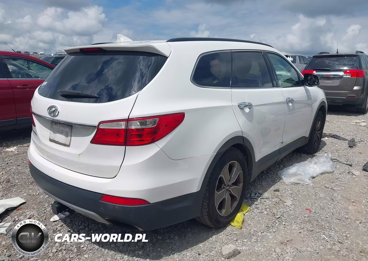 2013 Hyundai Santa Fe Gls VIN:KM8SN4HF7DU003479 - 4