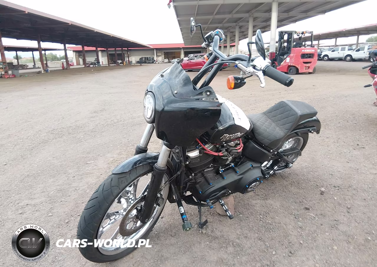 2018 Harley-Davidson Fxbb Street Bob VIN:1HD1YJJ12JC032523 - 2