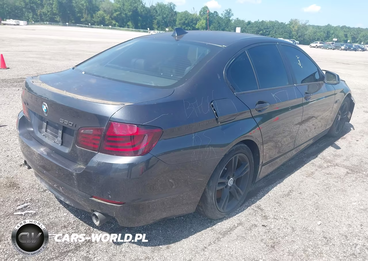 2011 BMW 550I xDrive VIN:WBAFU9C51BC784679 - 4