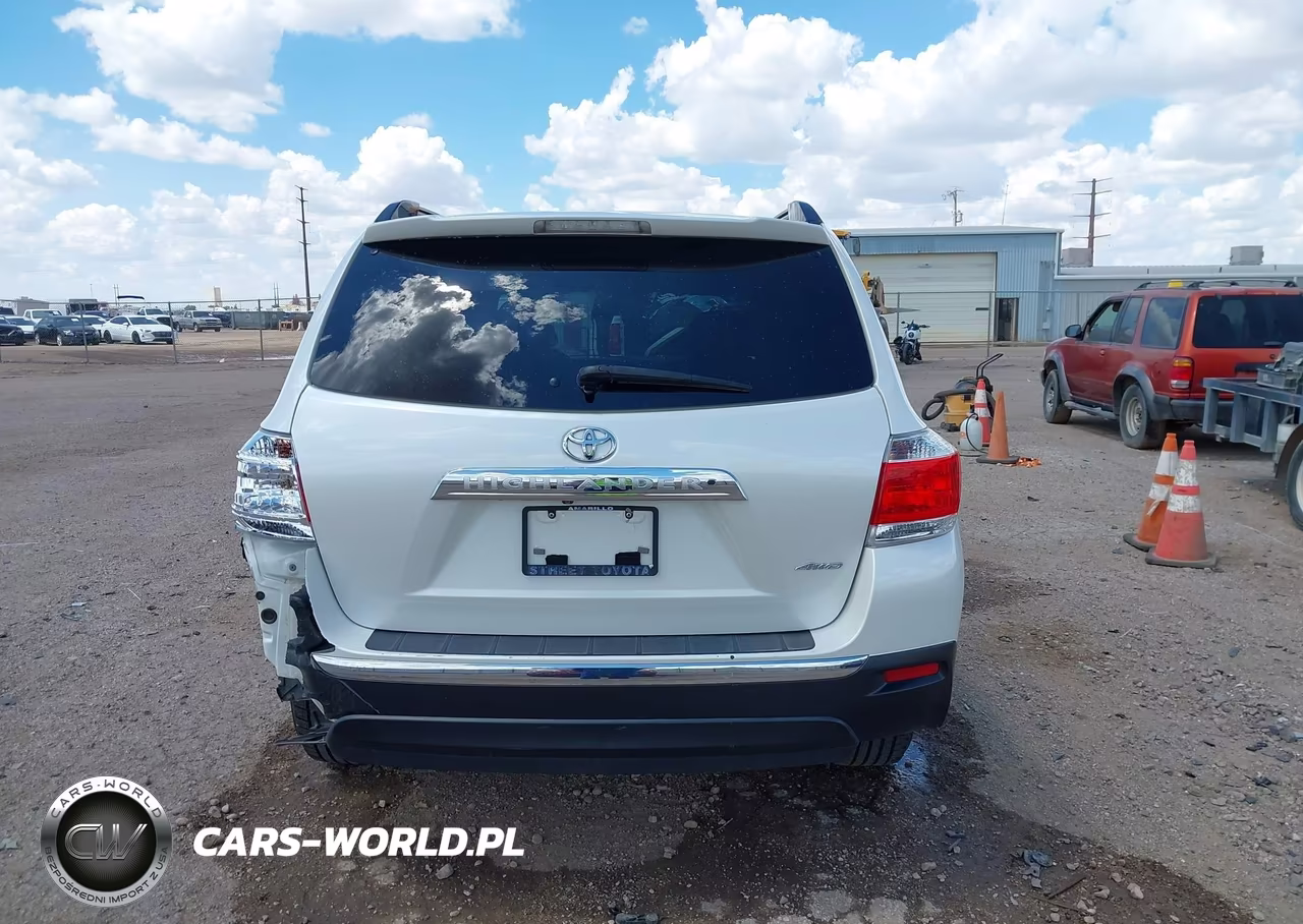 2013 Toyota Highlander Base Plus V6 VIN:5TDBK3EH5DS179030 - 16