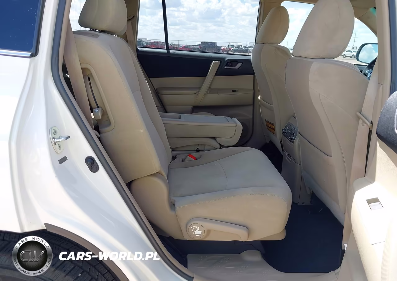 2013 Toyota Highlander Base Plus V6 VIN:5TDBK3EH5DS179030 - 8
